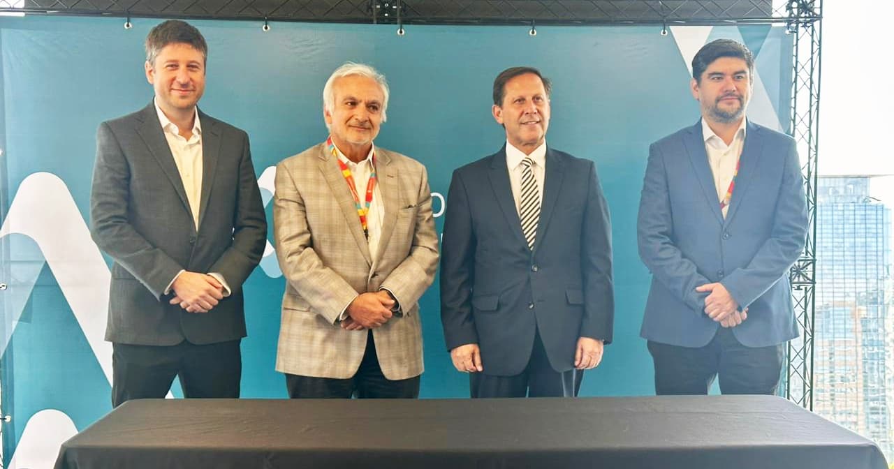 Codelco y Antofagasta Minerals firman acuerdo de colaboración