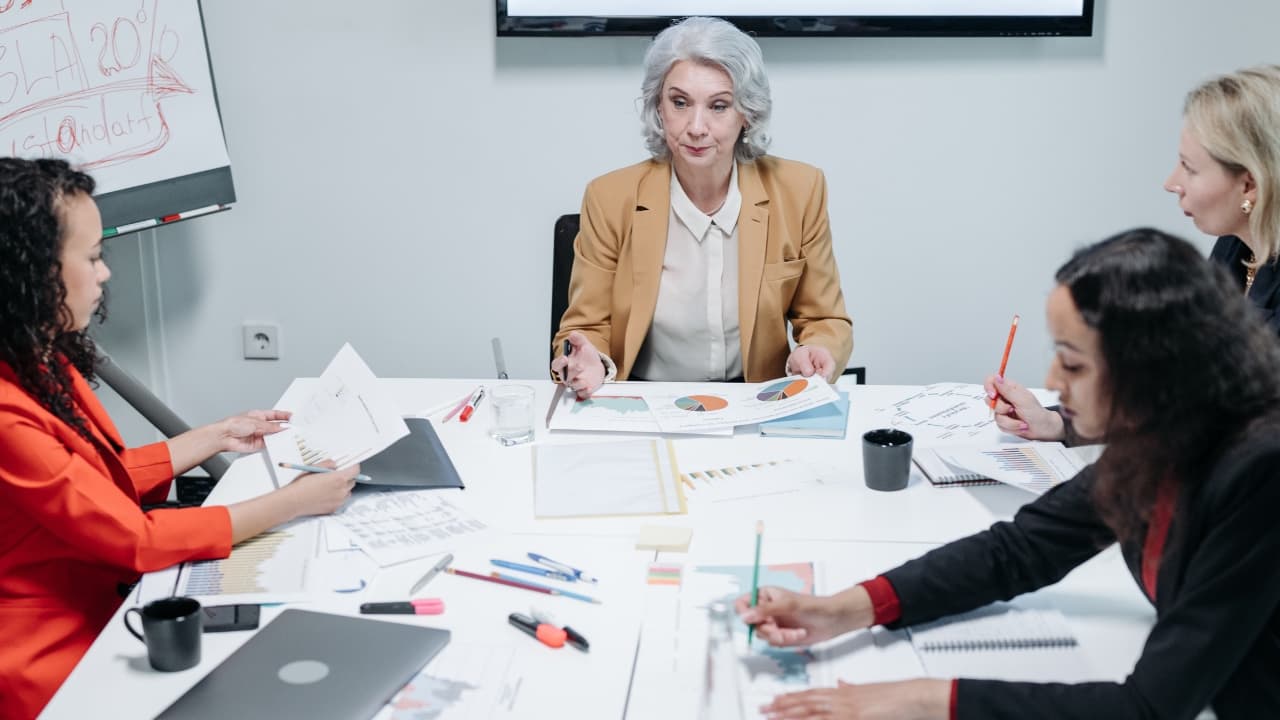 https://forbes.cl/politica/2025-11-11/cuales-son-las-propuestas-de-los-8-candidatos-a-la-presidencia-de-chile-en-el-ambito-laboral